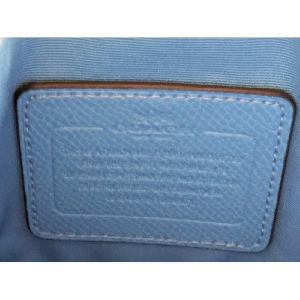 Coach New York Hipster Blue Pebbled Leather Crossbody Purse Strap 9 x 9 In